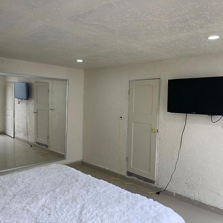 La Casa De Mickey Ciudad Juárez Exterior foto